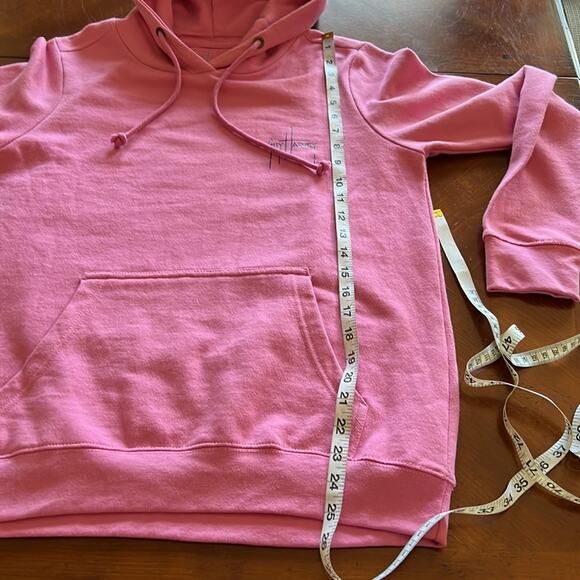 Guy Harvey Pink Sweatshirt Hoodie Turtle Design Woman Size Medium Pullover - Picture 8 of 8